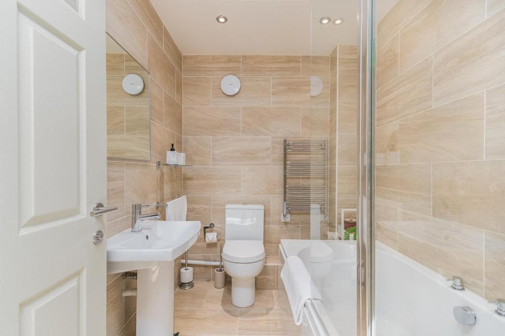 Appartement Castle Townhouse Kenilworth - Private Parking - 24 Hr Gym Access - Town Centre Extérieur photo